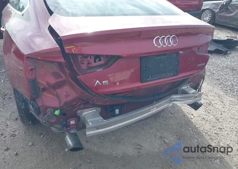 2019 Audi A5 45 Premium z USA, uszkodzony, nr VIN WAUBNCF50KA097354